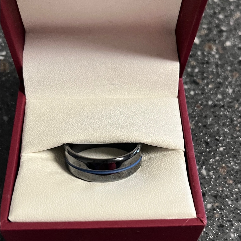 Men’s Wedding Band Ring Zirconium Size 11.5 Blue line